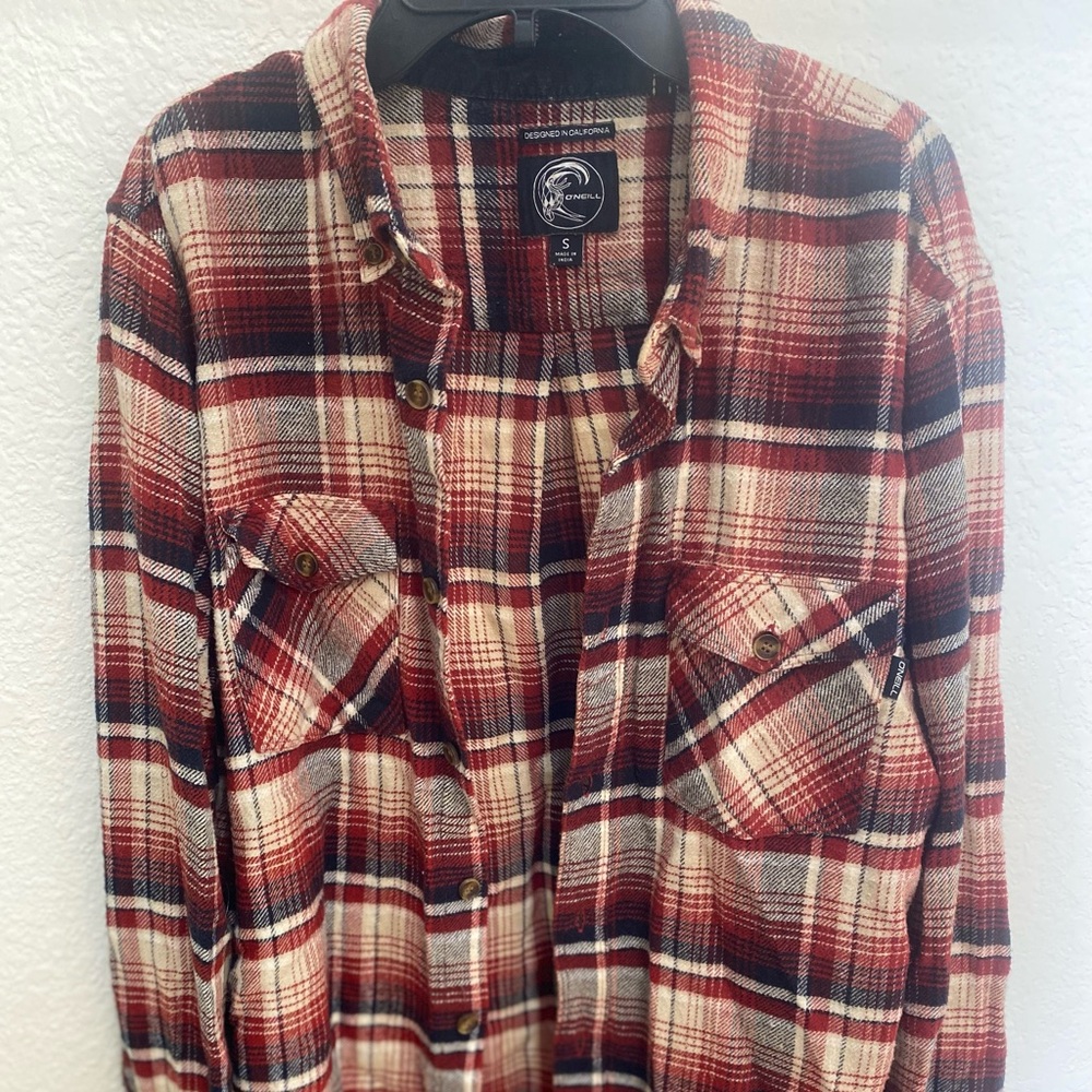 O’Neill Men’s flannel button down shirt - Sz Small
NWOT
